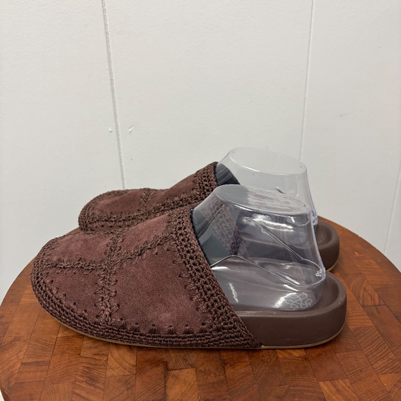 The Sak Bolinas Women's Brown Suede Clogs Size 9 - Picture 5 of 9